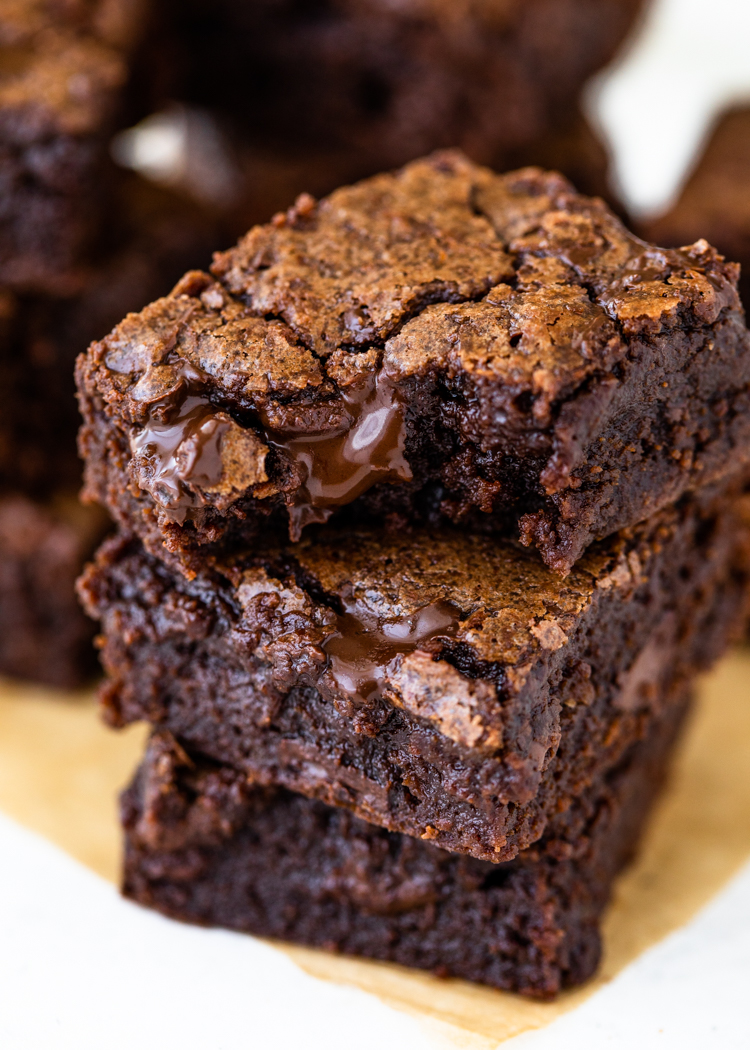 low-carb-one-bowl-brownies-ketogenic-cookingpoint