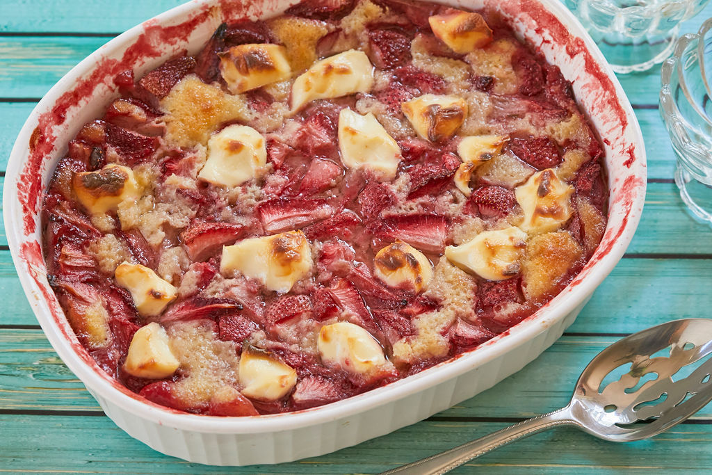 Keto Strawberry Cream Cheese Cobbler